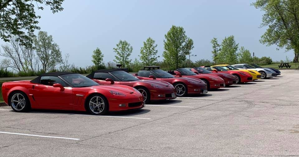 6 Shades of Red Corvettes 00